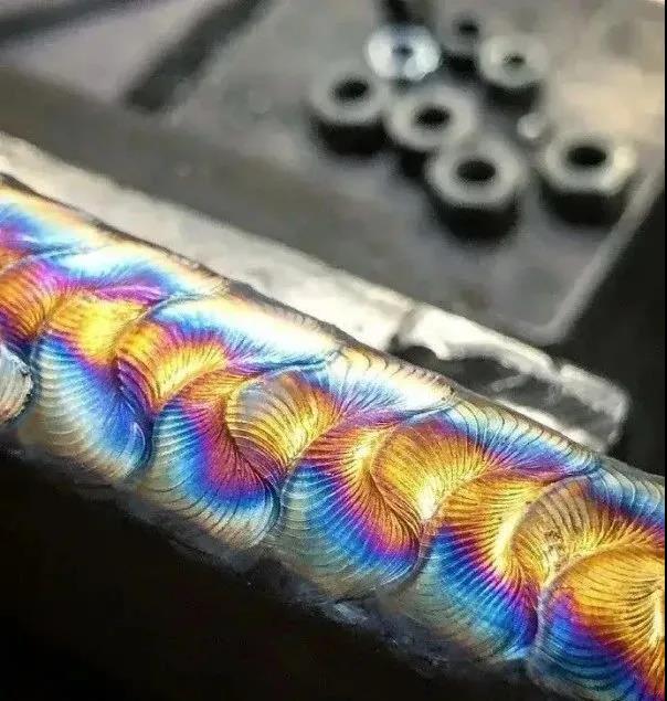 How do you make those fish-scale welds that are so beautiful?(图2)